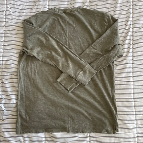 MEN,S TEE-SHIRT LONG SLEEVES  100% COTTON SIZE  L - Picture 3 of 8